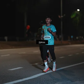 Runner Photo 5916355