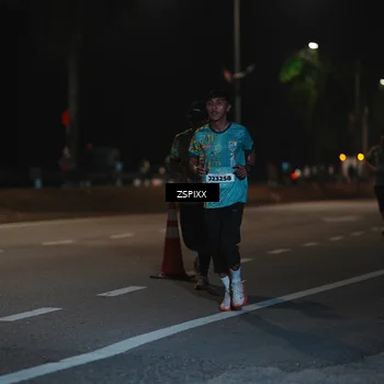 Runner Photo 5916357