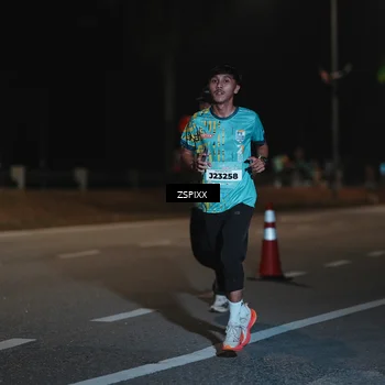 Runner Photo 5916368