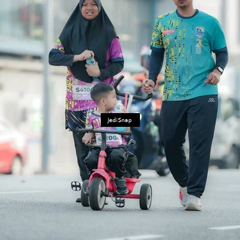Runner Photo 5916373