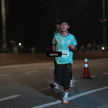 Runner Photo 5916374