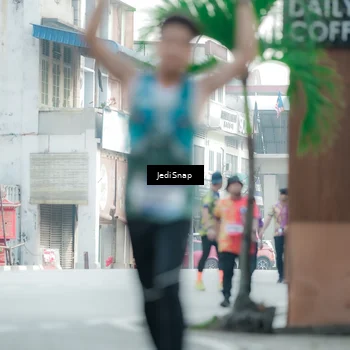 Runner Photo 5916378