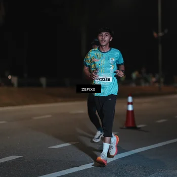 Runner Photo 5916382