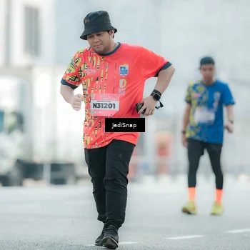 Runner Photo 5916397