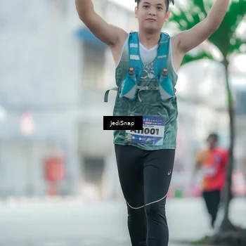 Runner Photo 5916405