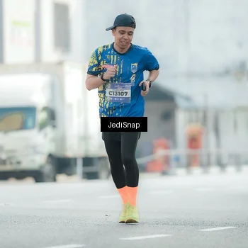 Runner Photo 5916413