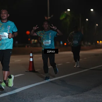 Runner Photo 5916419