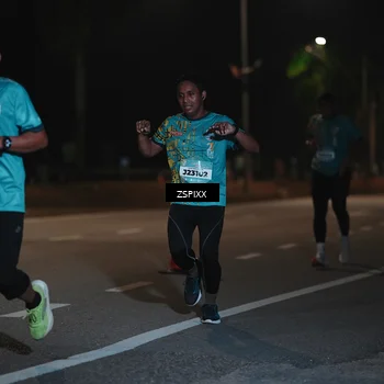 Runner Photo 5916437