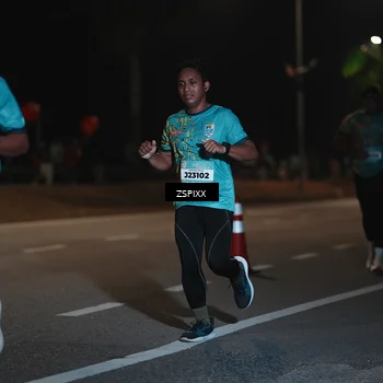 Runner Photo 5916455