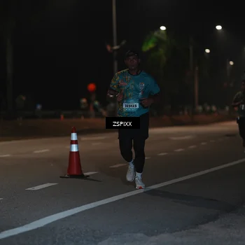 Runner Photo 5916471