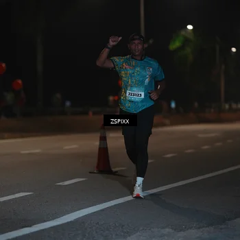 Runner Photo 5916472