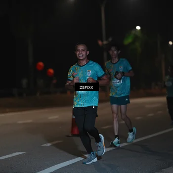 Runner Photo 5916541