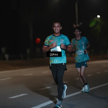 Runner Photo 5916545