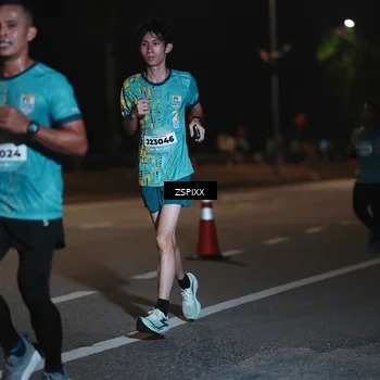 Runner Photo 5916555