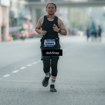 Runner Photo 5916617