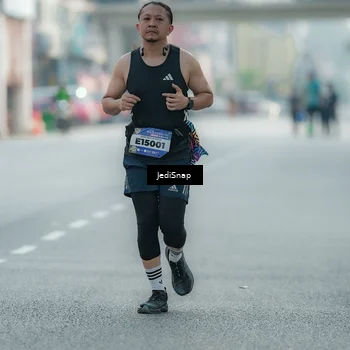 Runner Photo 5916623