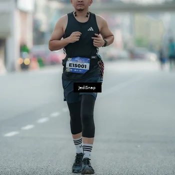 Runner Photo 5916625
