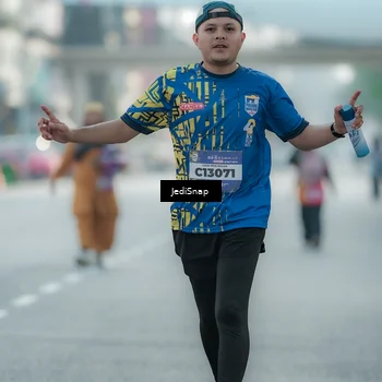 Runner Photo 5916632