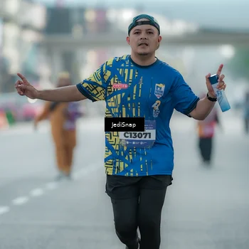 Runner Photo 5916633