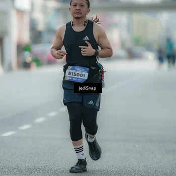 Runner Photo 5916634