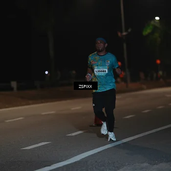 Runner Photo 5916635