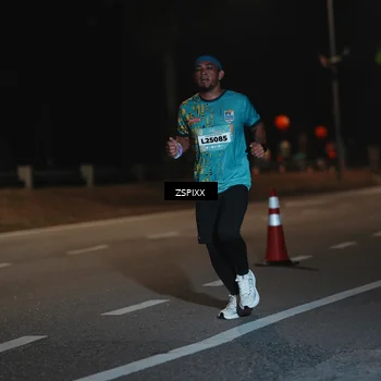 Runner Photo 5916659