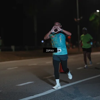 Runner Photo 5916664