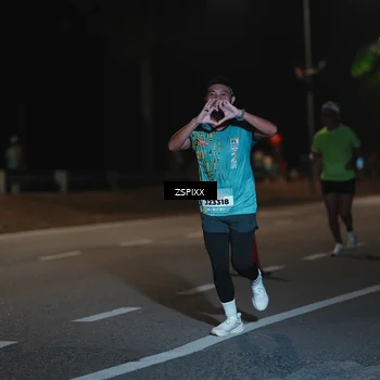 Runner Photo 5916668