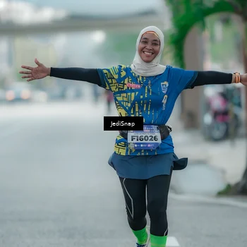 Runner Photo 5916725