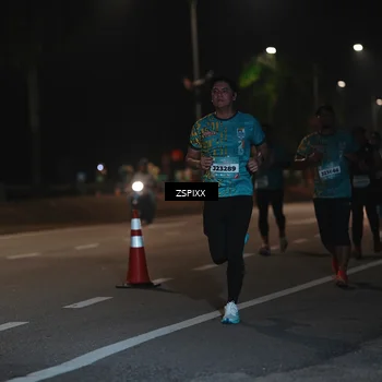 Runner Photo 5916730