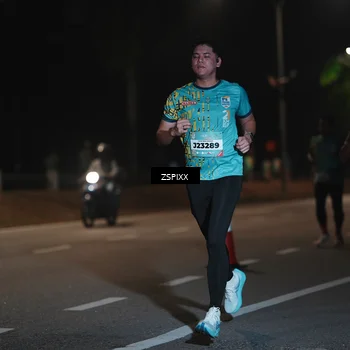 Runner Photo 5916741