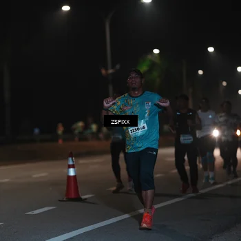 Runner Photo 5916746