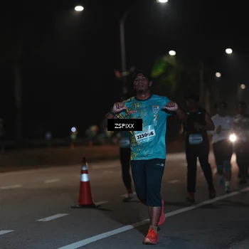 Runner Photo 5916753