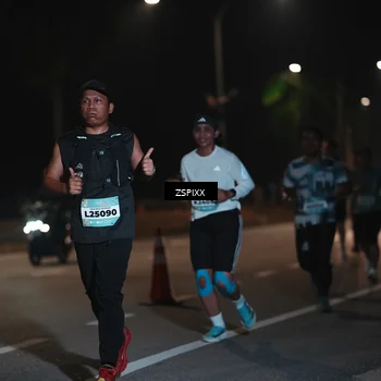 Runner Photo 5916786