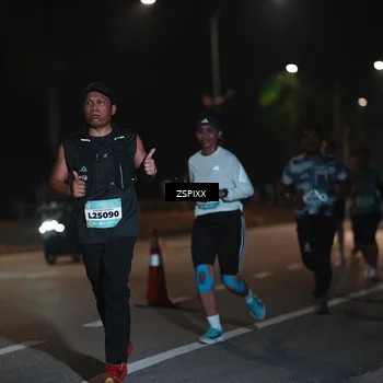 Runner Photo 5916790