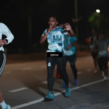 Runner Photo 5916814