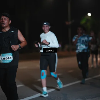 Runner Photo 5916816