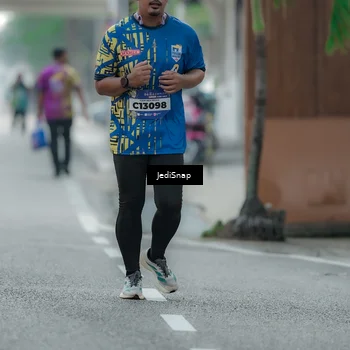 Runner Photo 5916825