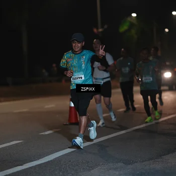 Runner Photo 5916833