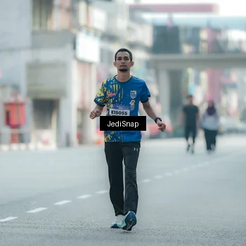 Runner Photo 5916880