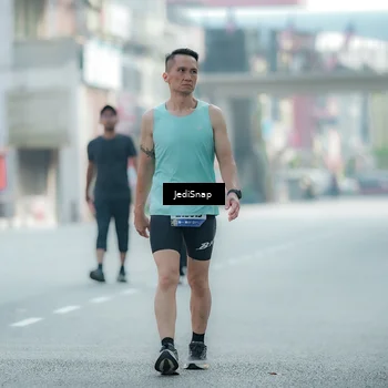 Runner Photo 5916886