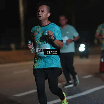 Runner Photo 5916887