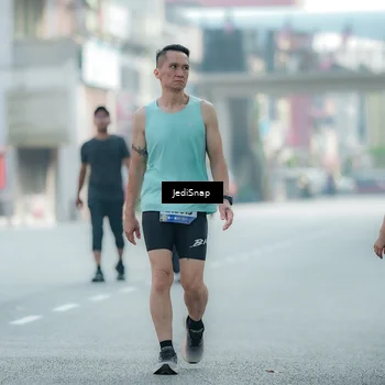 Runner Photo 5916891
