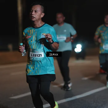 Runner Photo 5916893
