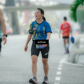 Runner Photo 5916899