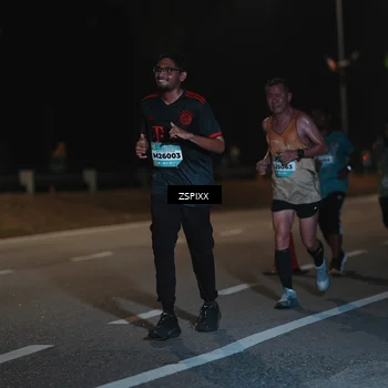 Runner Photo 5916919