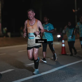 Runner Photo 5916949