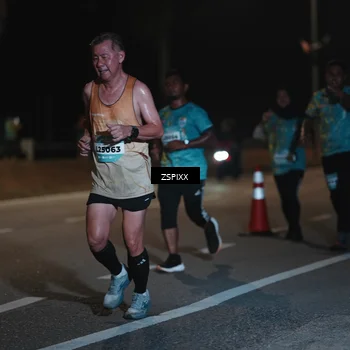 Runner Photo 5916951