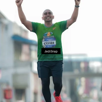 Runner Photo 5916971