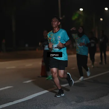 Runner Photo 5917003